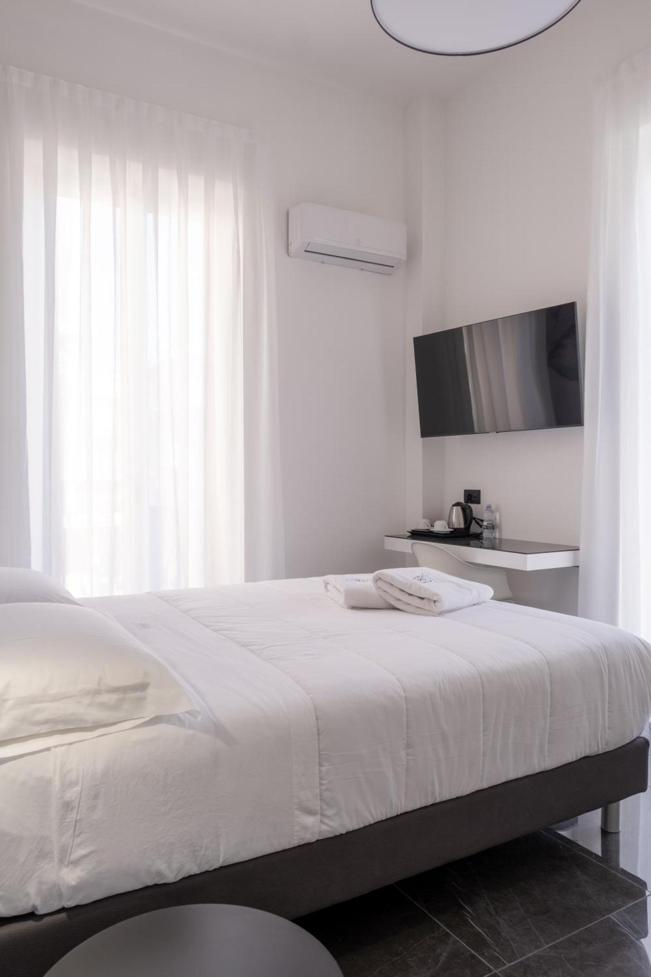 Domea Superior Rooms Bed And Breakfast Ρέτζιο ντι Καλάμπρια Εξωτερικό φωτογραφία